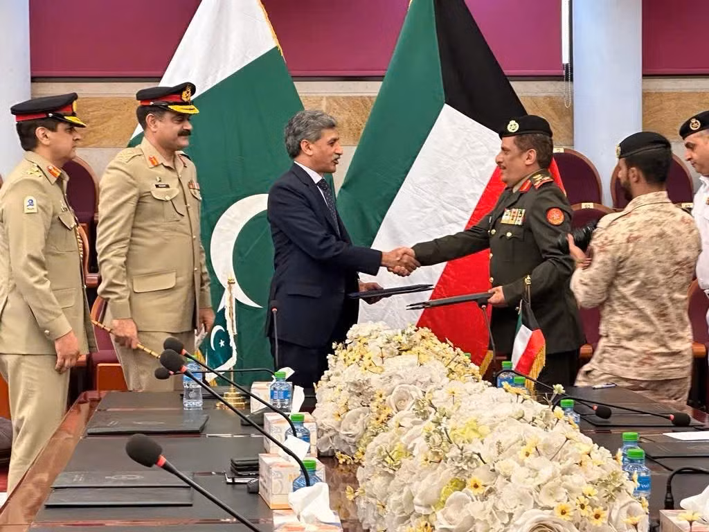 Đàm phán thỏa thuận hợp tác quốc phòng giữa Pakistan và Kuwait. Ảnh: Newswires