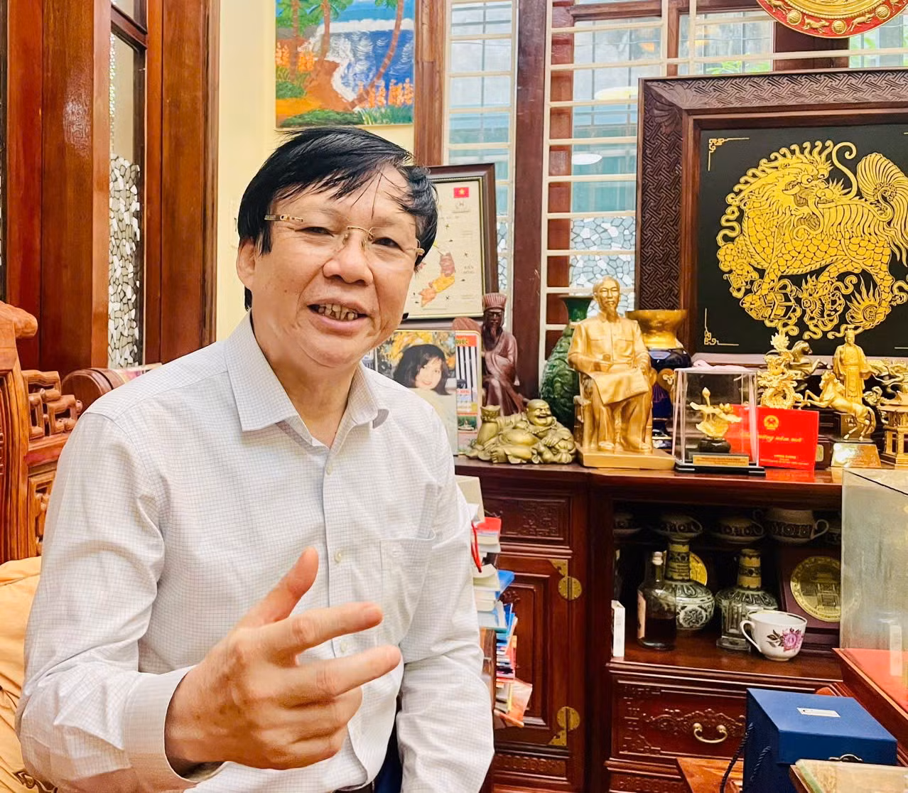 Nhà báo Hồ Quang Lợi.