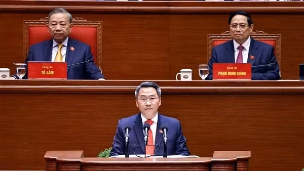Lý luận về đường lối Đổi mới là ngọn đuốc soi đường lập nên những kỳ tích phát triển