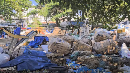 Bãi phế liệu gây ảnh hưởng môi trường ở khu dân cư tại TP Hồ Chí Minh