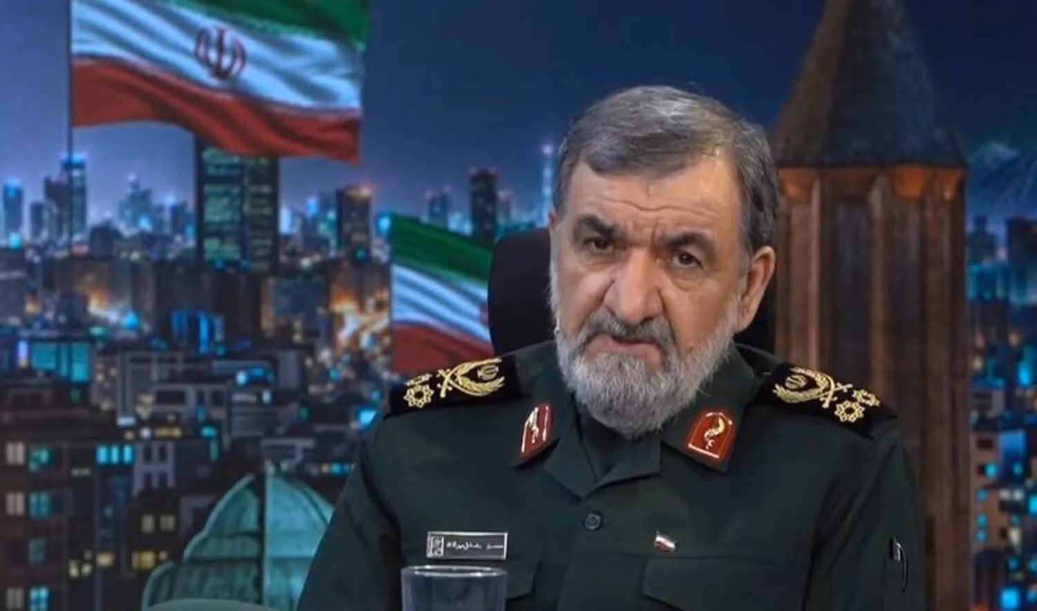 iran-doi-tien-anh-3.jpg