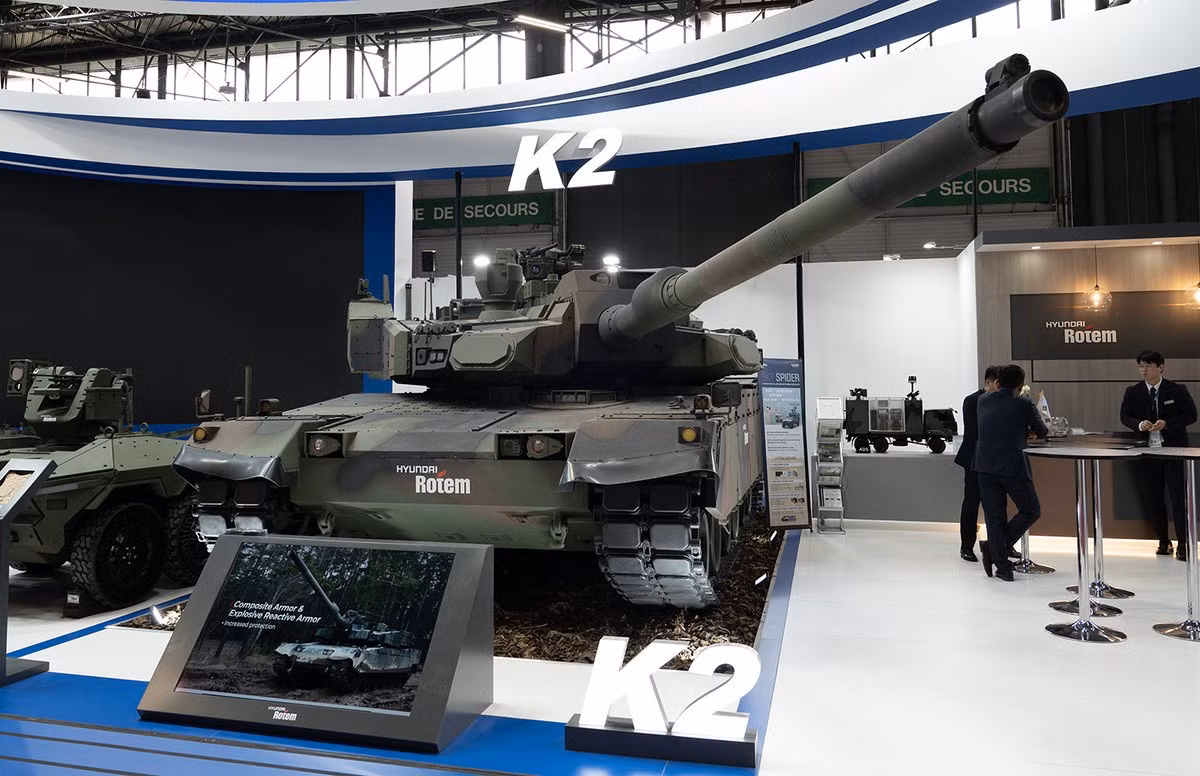anh-4-xe-k2-tai-trien-lam-eurosatory-2024-defense-magazine.jpg