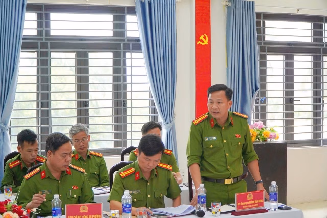 cong-an-phuong-hai-van-13.jpg