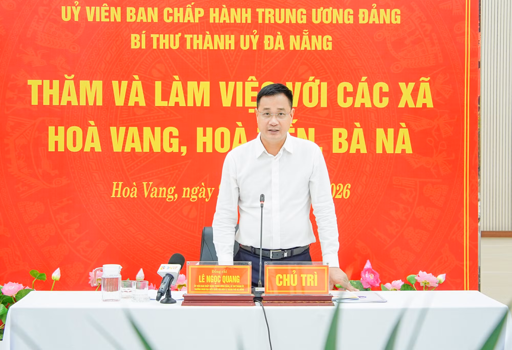 22-5-lam-viec-1.jpg