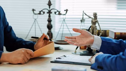 Vi phạm hợp đồng đặt cọc vì trở ngại khách quan có bị phạt cọc không?