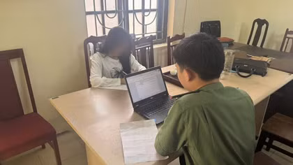 Công an làm việc với người tạo nhóm “Những người ghét bố mẹ” trên mạng xã hội