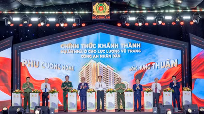 Bàn giao 776 căn nhà ở xã hội đầu tiên cho cán bộ, chiến sĩ Công an tại TP Hồ Chí Minh