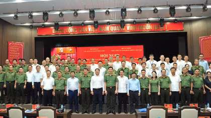 Xây dựng môi trường hàng không an ninh, thông minh, thân thiện