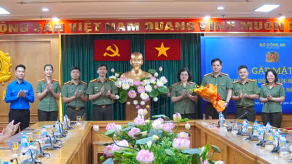 Lan toả những thành tích của đoàn viên thanh niên Công an nhân dân