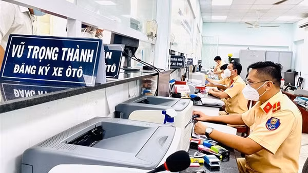 Cấp biển số định danh cho phương tiện giao thông: Biển số sẽ theo người