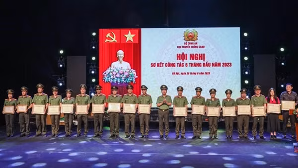Tích cực đổi mới, linh hoạt, sáng tạo trong công tác báo chí, truyền thông