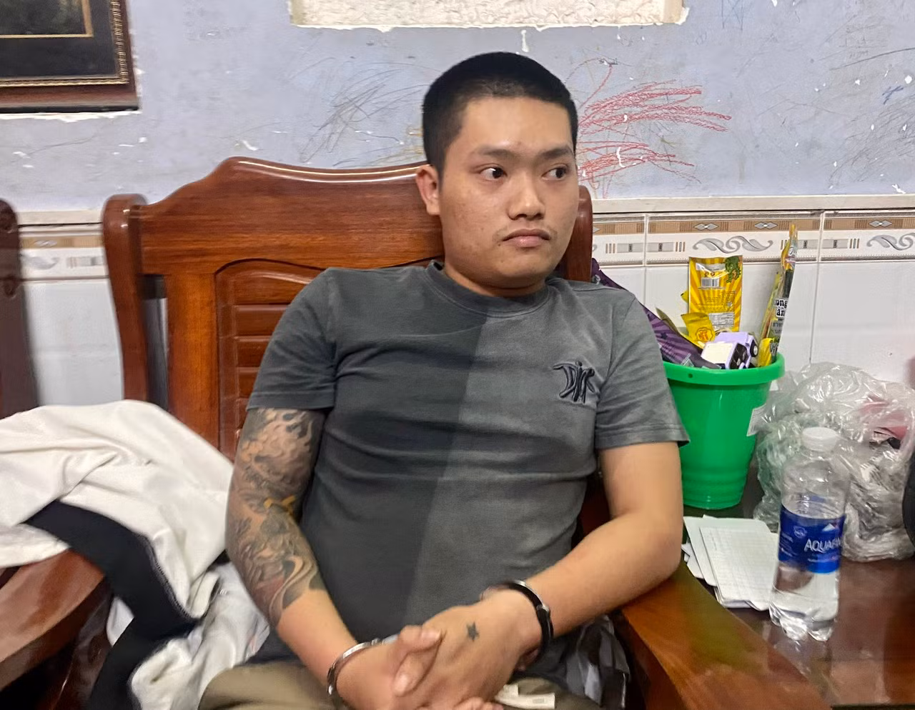Bắt giữ cháu trai của trùm ma túy “bà Thanh xóm Chùa”, thu giữ hơn 1.000 tép heroin -0