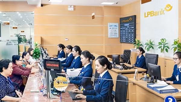 LPBank và sứ mệnh bảo vệ quyền lợi của khách hàng