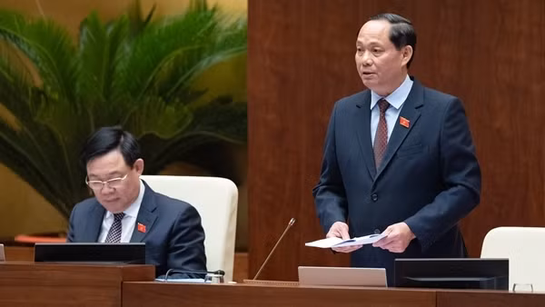 Quốc hội quyết định giám sát quản lý thị trường bất động sản và phát triển nhà ở xã hội