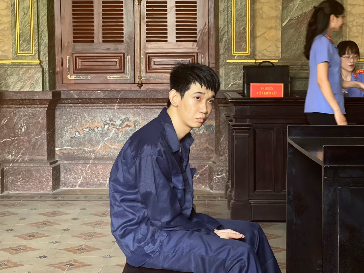 Sát hại hàng xóm vì “nhiều chuyện” -0