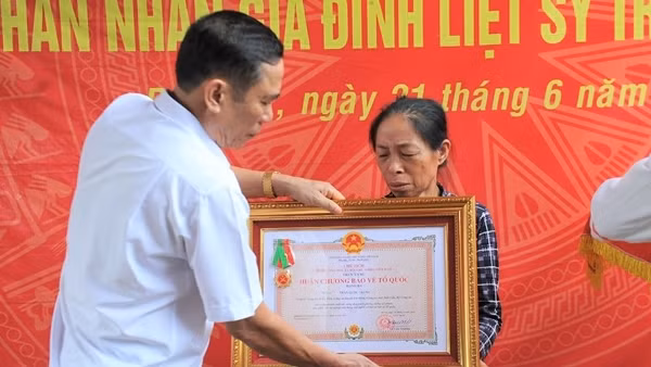 Truy tặng Huân chương Bảo vệ Tổ quốc cho 4 liệt sĩ Công an xã hy sinh tại Đắk Lắk