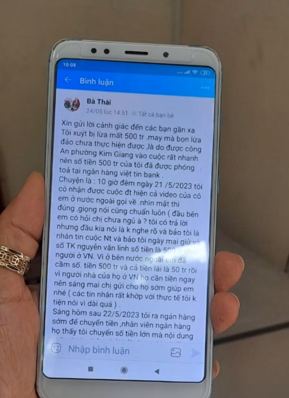 Công an phối hợp ngân hàng kịp thời phong toả tài khoản, lấy lại được tiền cho bị hại -0