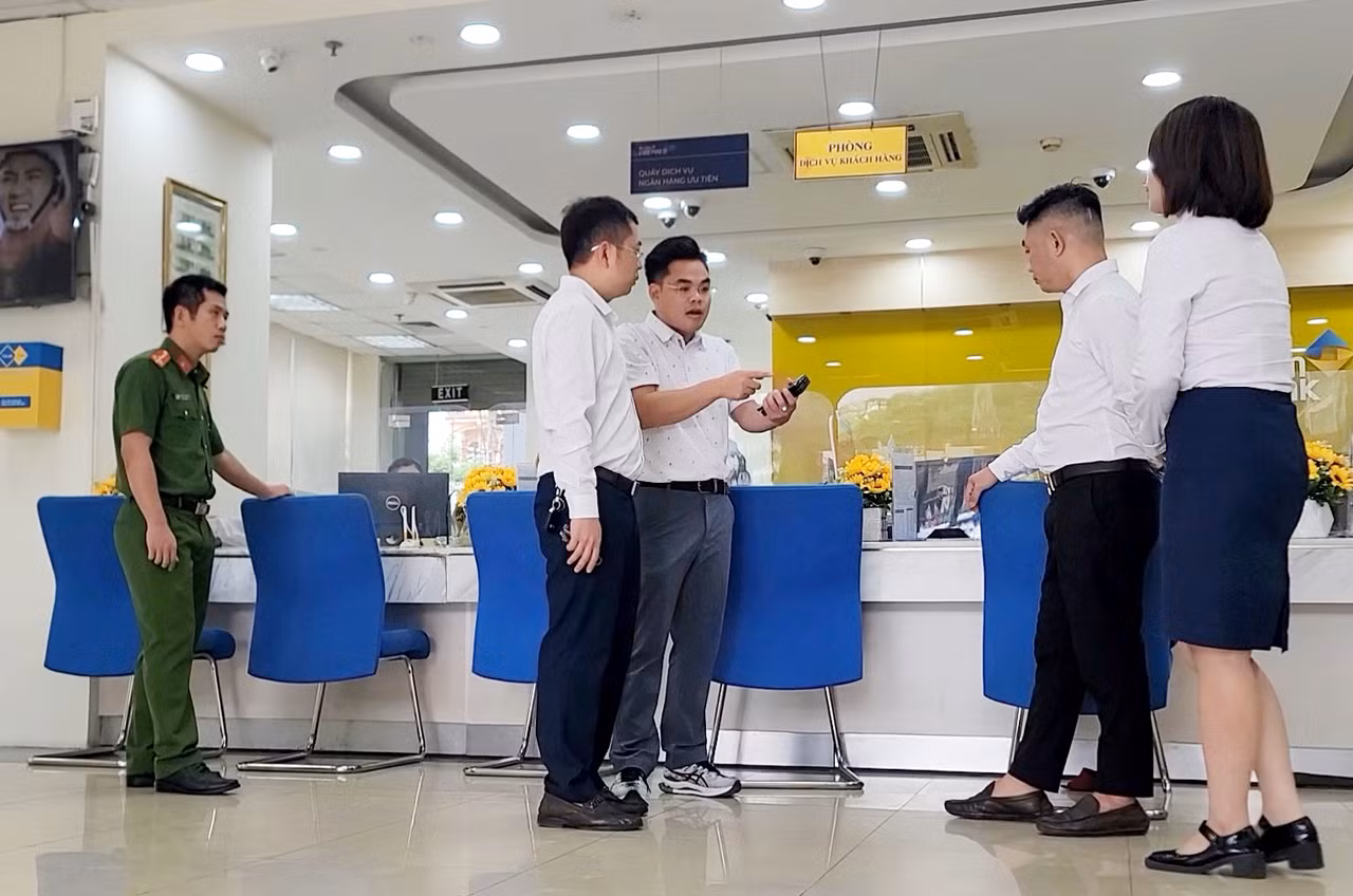 Ngân hàng PVcombank và Bảo hiểm Prudential Việt Nam lên tiếng -0