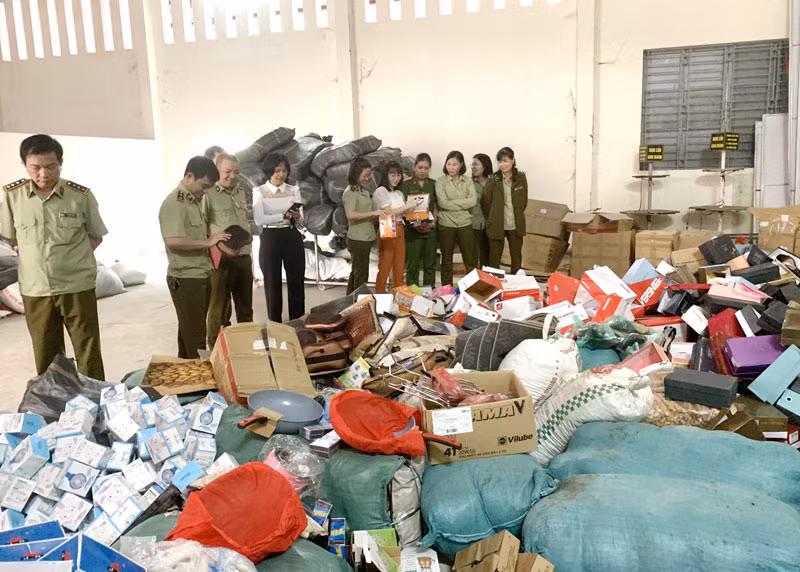 Hàng hóa vi phạm buộc tiêu hủy tăng 93% -0