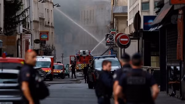 Nổ lớn tại Paris, hàng chục người bị thương
