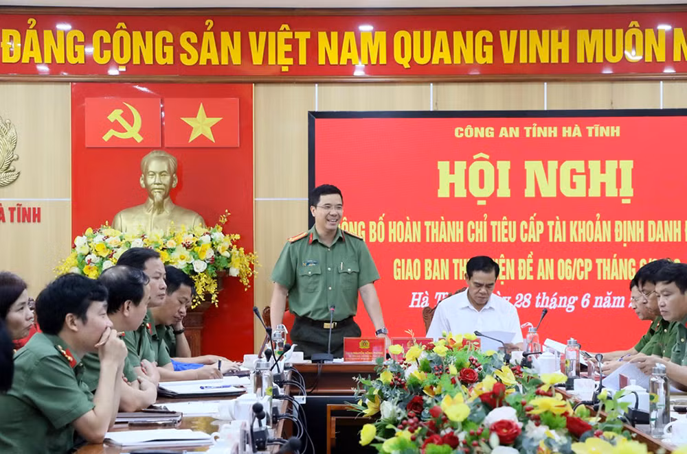 Hà Tĩnh hoàn thành chỉ tiêu thu nhận và kích hoạt tài khoản định danh điện tử -0