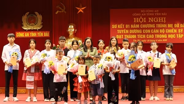 47 trẻ em ở Yên Bái được chăm nuôi theo chương trình “Mẹ đỡ đầu”