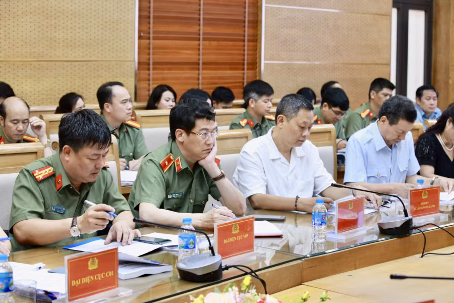 Chủ động nắm tình hình, giải quyết khiếu nại, tố cáo từ sớm, từ xa -0