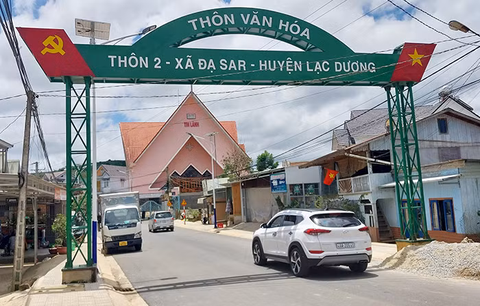 Thắt chặt đoàn kết trong vùng dân tộc thiểu số -0