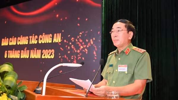 Bám sát tình hình, chủ động phát hiện, đấu tranh với các loại tội phạm