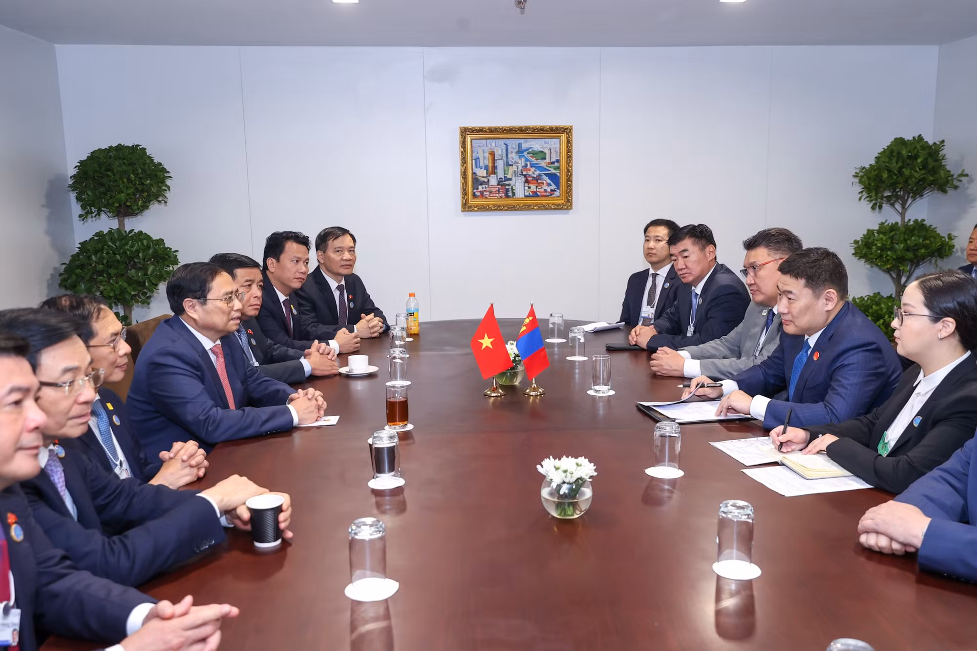 Các hoạt động bên lề WEF của Thủ tướng Chính phủ -0