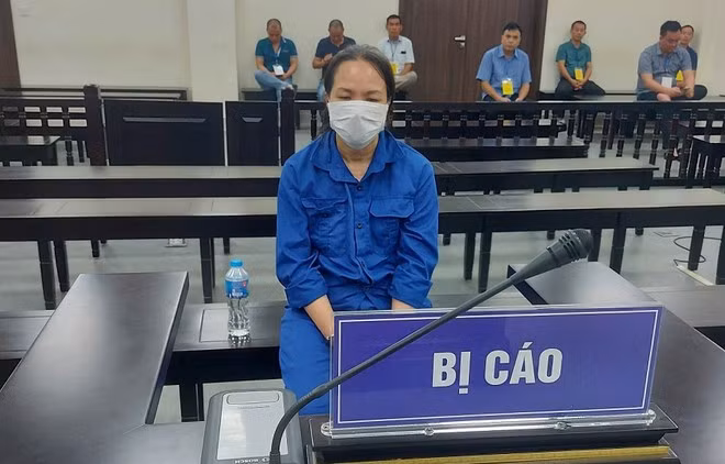 Chiếm đoạt hàng chục tỷ đồng từ lừa đổi tiền mới và “chạy” vào công an -0