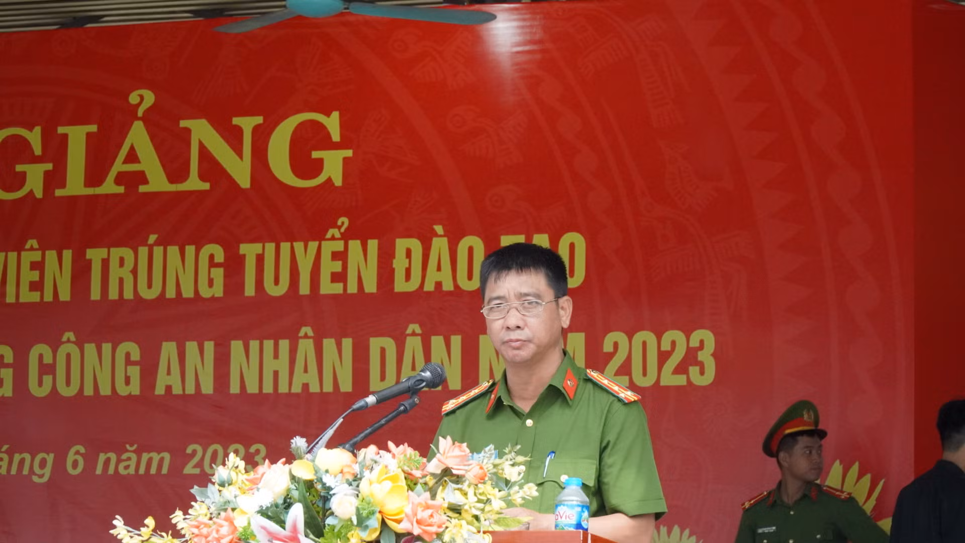 Nâng cao kỹ thuật tác chiến cho học viên trúng tuyển đào tạo văn bằng 2 các học viện, trường CAND năm 2023 -0