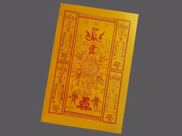 Quái chiêu “bùa
