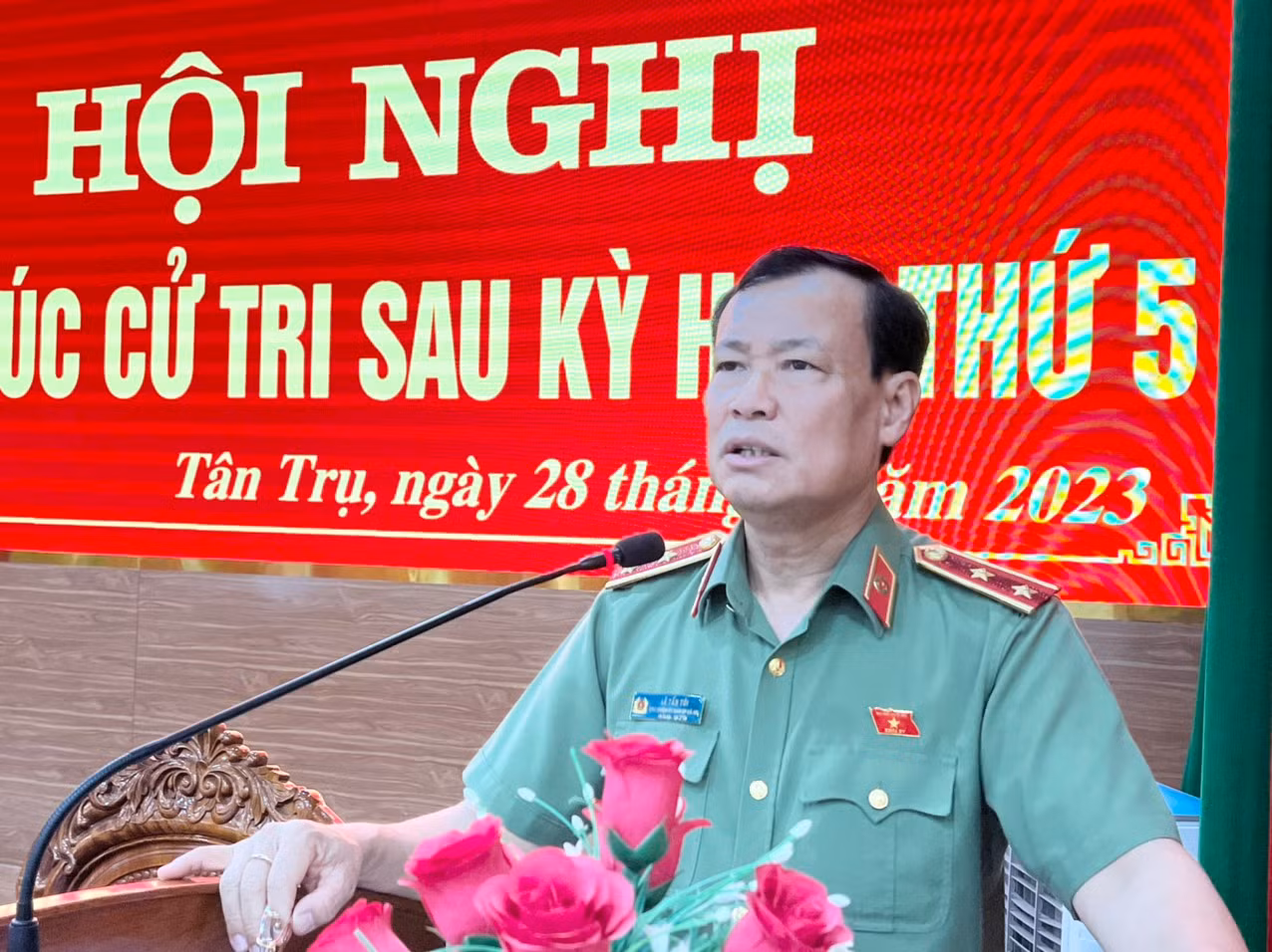Đồng chí Lê Tấn Tới tiếp xúc cử tri tại tỉnh Long An sau kỳ họp thứ 5, Quốc hội khóa XV -0