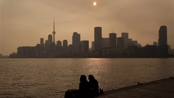 Mưa lớn không dập nổi cháy rừng thảm khốc ở Canada
