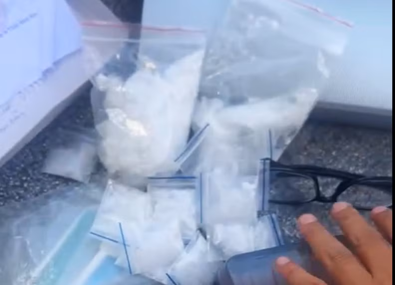Từ cuộc tuần tra bắt giữ đối tượng tàng trữ hơn 360,5g ma túy đá -0