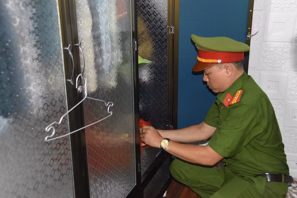 Bắt tạm giam Hải “3 mắt”, phó giám đốc công ty bảo vệ đập phá nhà dân -0