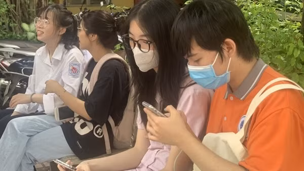 Sau đề văn, lại tới đề toán nghi bị lọt, Bộ Công an khẩn trương vào cuộc