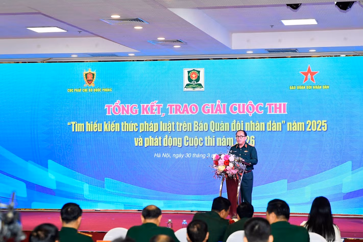 Trao giải cuộc thi “Tìm hiểu kiến thức pháp luật trên Báo Quân đội nhân dân” năm 2025 -0