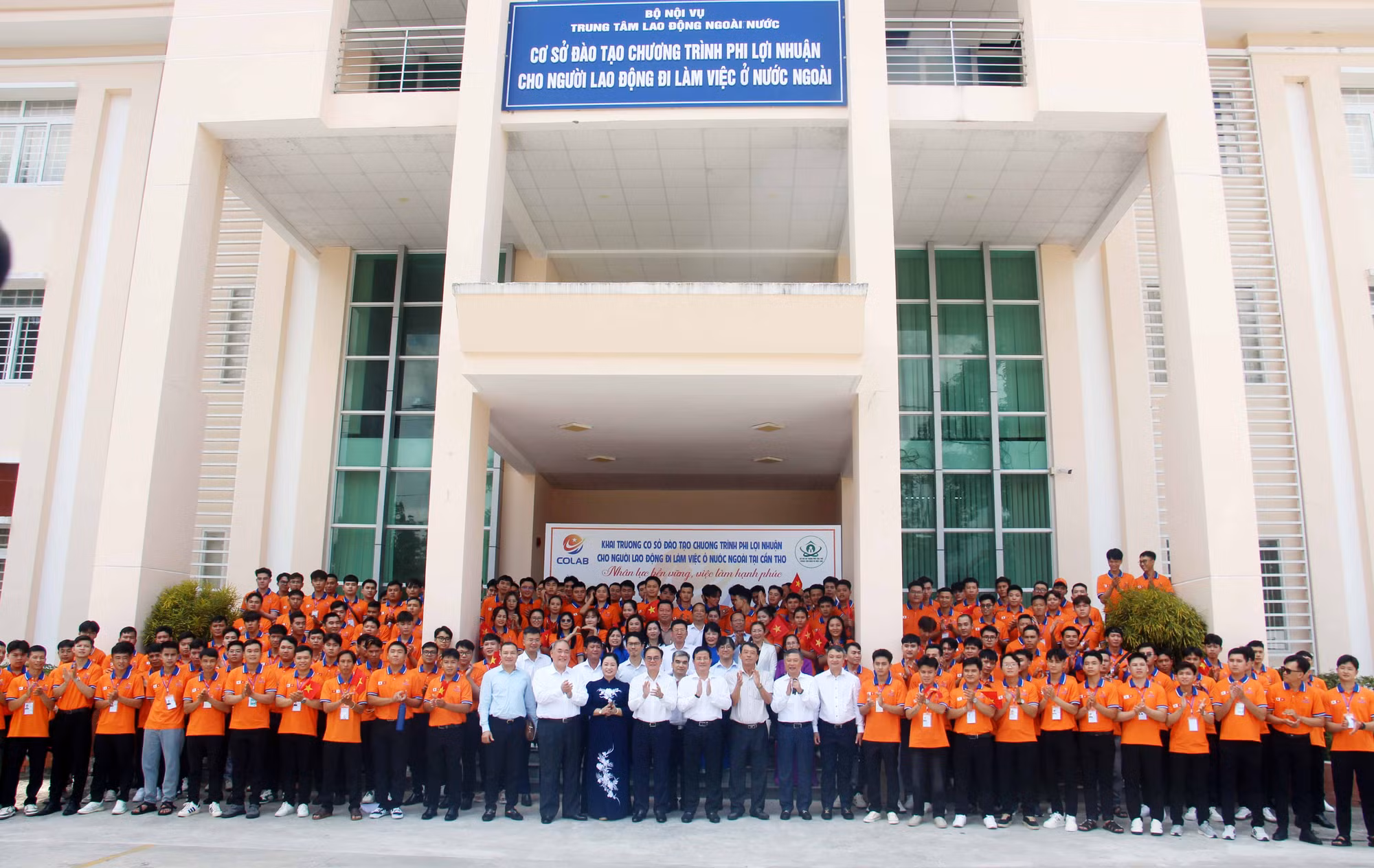 Nâng cao hiệu qủa chương trình phi lợi nhuận cho người lao động đi làm việc ở nước ngoài -1