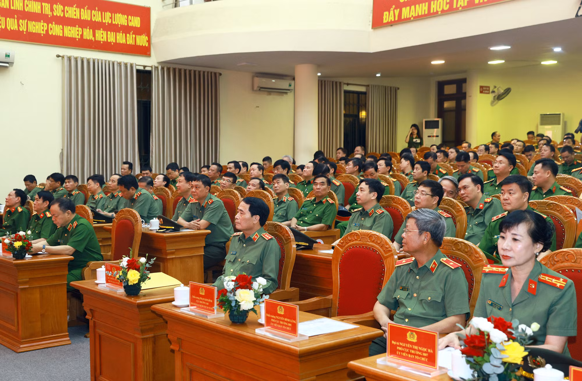Nâng cao chất lượng công tác điều lệnh, quân sự, võ thuật trong Công an nhân dân -0