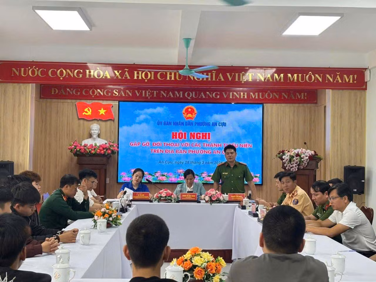 Chung tay giúp đỡ những thanh thiếu niên chưa tốt -0