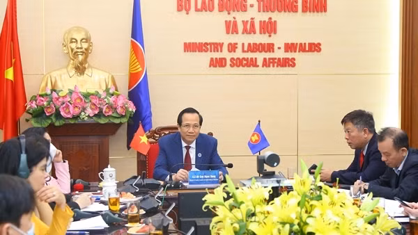 Các nước ASEAN thảo luận về Tầm nhìn Cộng đồng sau năm 2025 ảnh 2