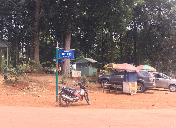 Bát nháo “cò” đất ở Mã Đà -0
