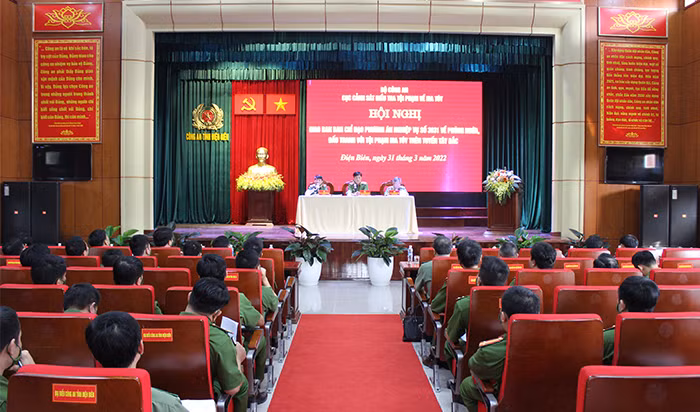 Thứ trưởng&nbsp;Nguyễn Duy Ngọc dự hội nghị&nbsp;sơ kết 6 tháng&nbsp;thực hiện phương án về phòng ngừa đấu tranh với tội phạm ma túy -0