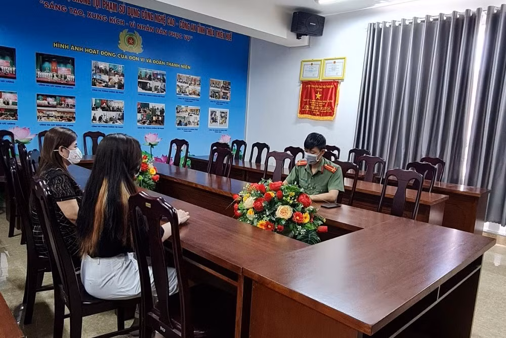 Giả danh các đoàn khách VIP gọi điện để đặt suất ăn, lừa đảo chiếm đoạt tiền -0