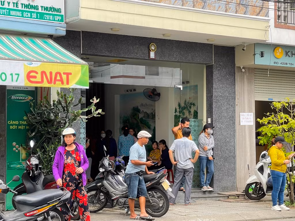 Vụ rơi trực thăng ở vịnh Hạ Long, 3 nạn nhân trong cùng một gia đình và chuyến du lịch tang thương -0