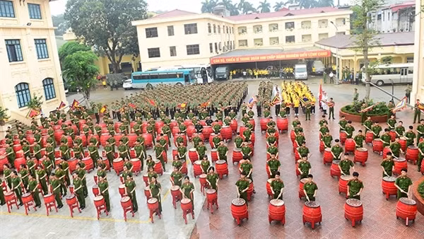 Gần 600 vận động viên tham gia hội thao truyền thống Bộ Tư lệnh Cảnh vệ