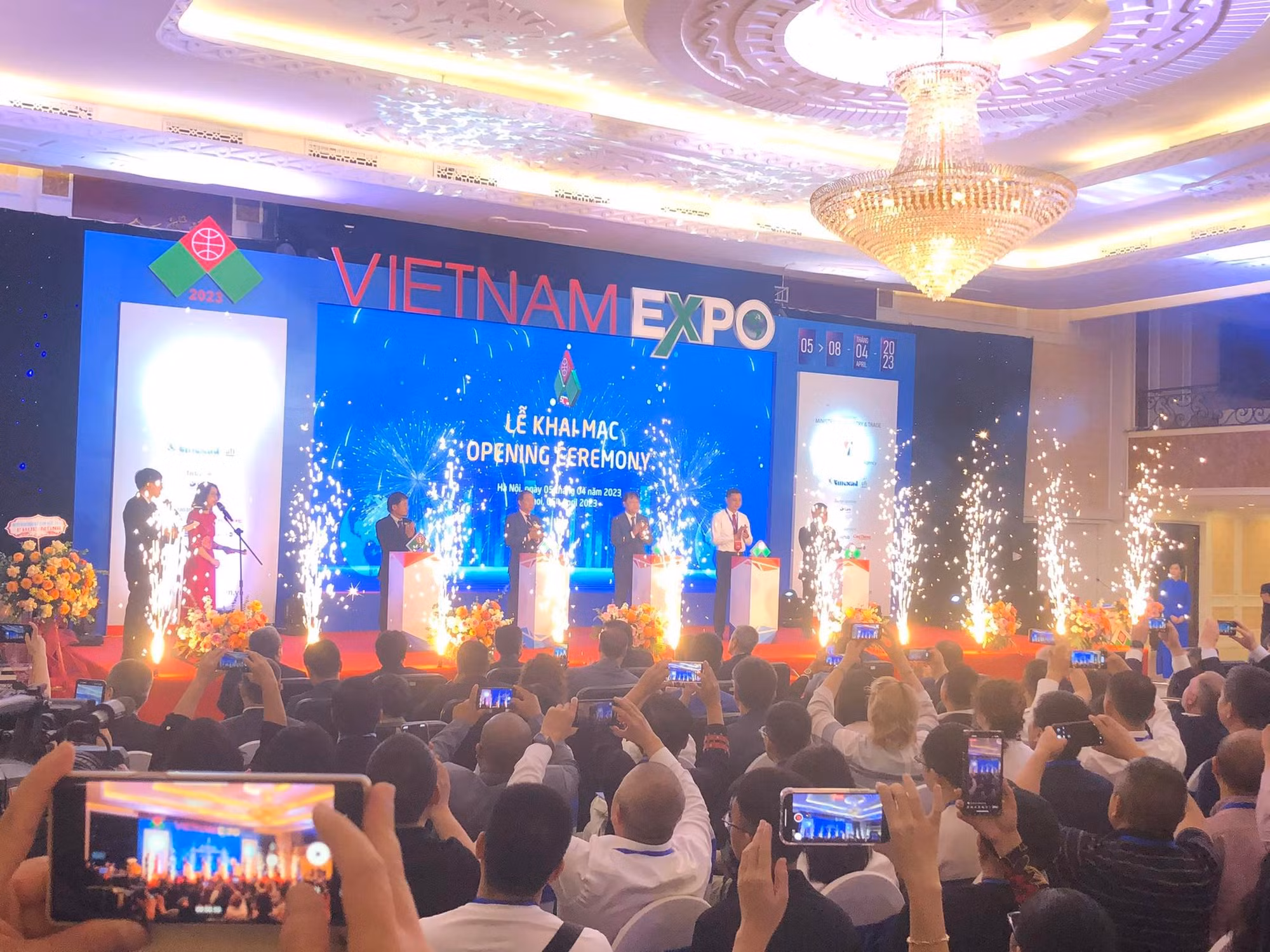 Vietnam Expo 2023: Kết nối doanh nghiệp xuất nhập khẩu -0
