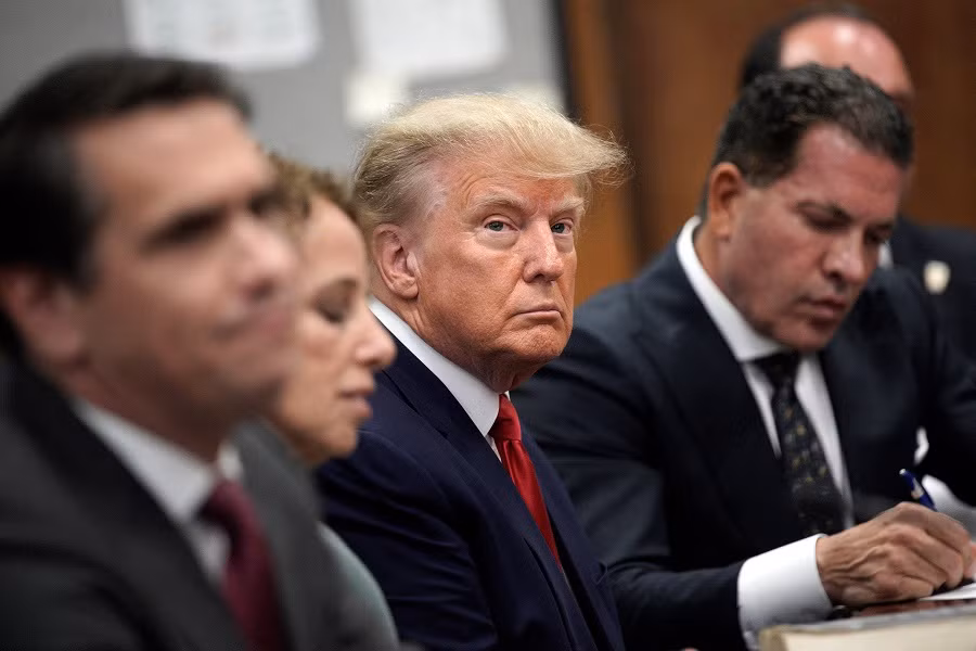 Trình diện tòa, ông Trump khăng định vô tội -0